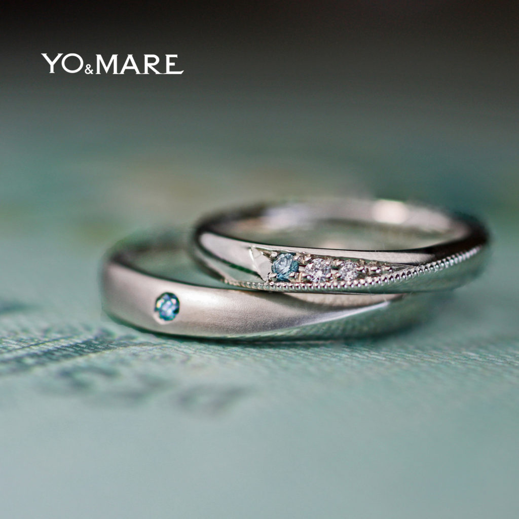ブルーダイヤを同じ場所にペアで留めた結婚指輪オーダーメイド作品 | 千葉 柏の結婚指輪・婚約指輪｜ヨーアンドマーレ