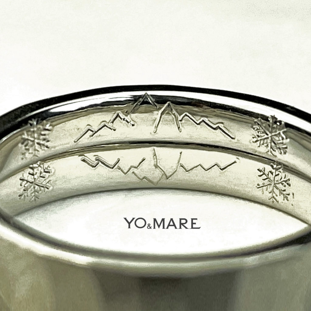 結婚指輪を重ねたリング内側に山の模様を描いたオーダーメイド作品 千葉 柏で結婚指輪をオーダーメイドするならヨーアンドマーレ