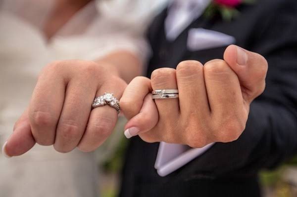 オーダーメイドの結婚指輪やダイヤを自宅できれいにする3つの裏ワザ 千葉 柏で結婚指輪をオーダーメイドするならヨーアンドマーレ